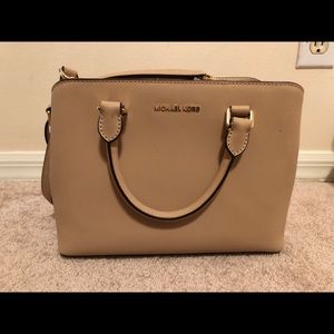 Michael Kors Medium Savannah
